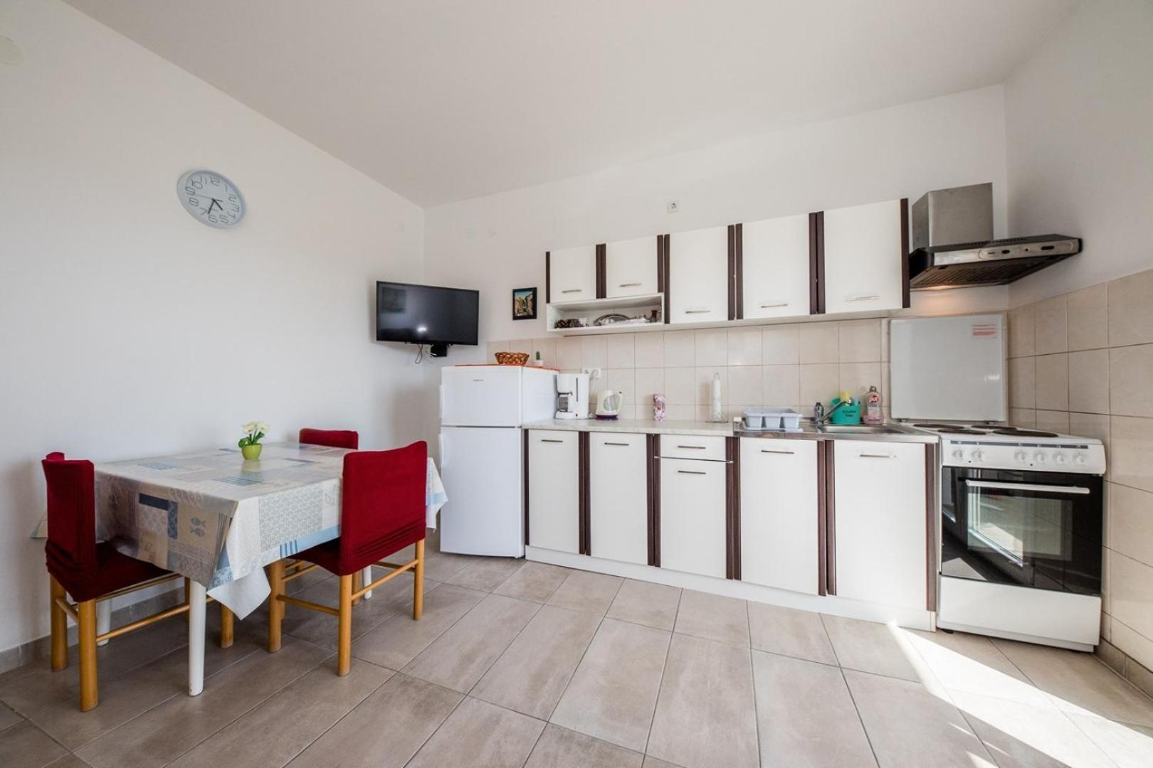 Apartments Mladenka In Банёл Номер фото